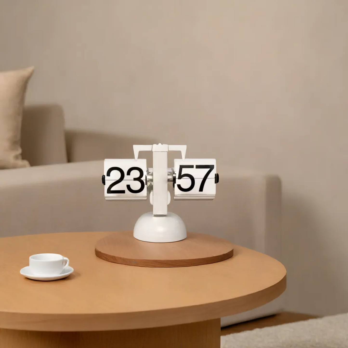 Flipping table clock
